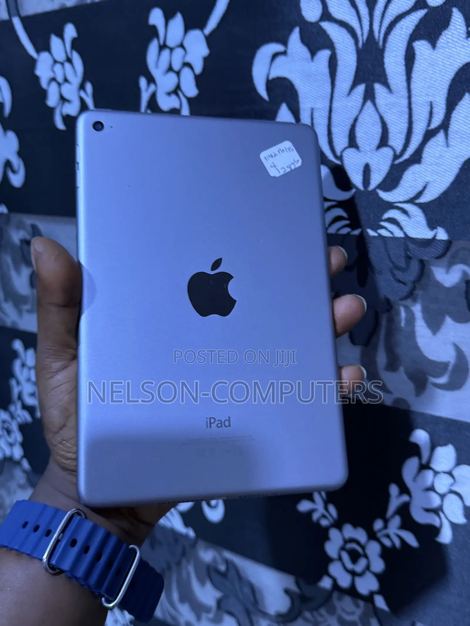 Apple iPad mini 4 128 GB Gray