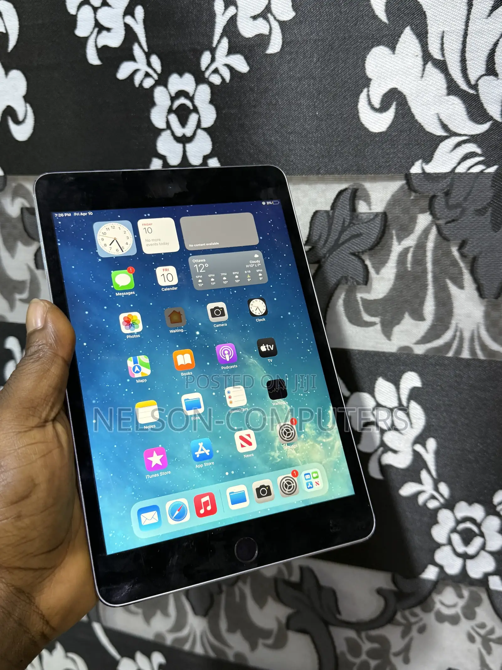 Apple iPad mini 4 128 GB Gray