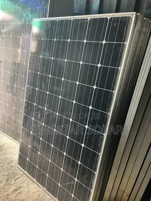 Canadian 200w Panel