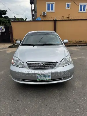 Toyota Corolla LE 2005 Silver