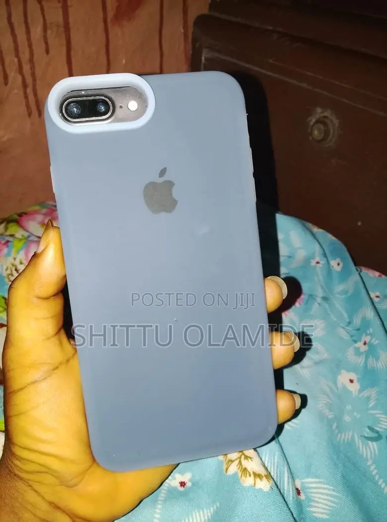 Apple iPhone 7 Plus 32 GB Black