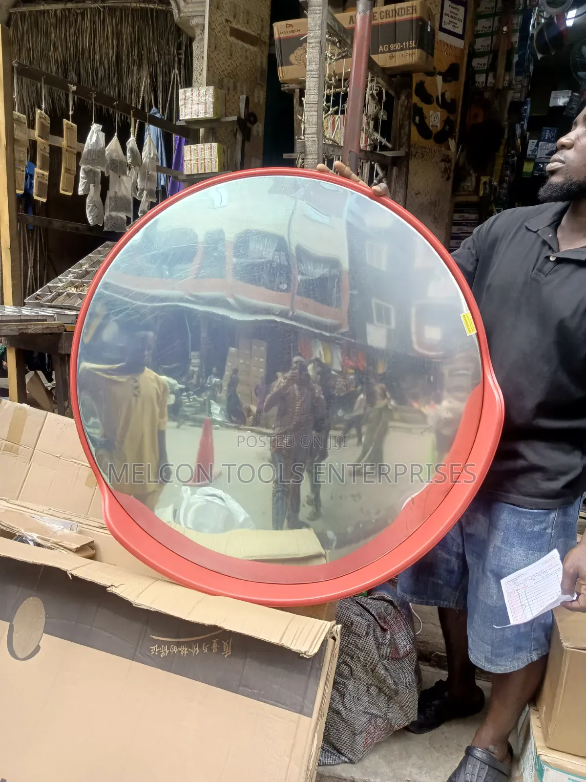 Convex Mirror