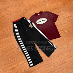 Saint MXX Graphic T