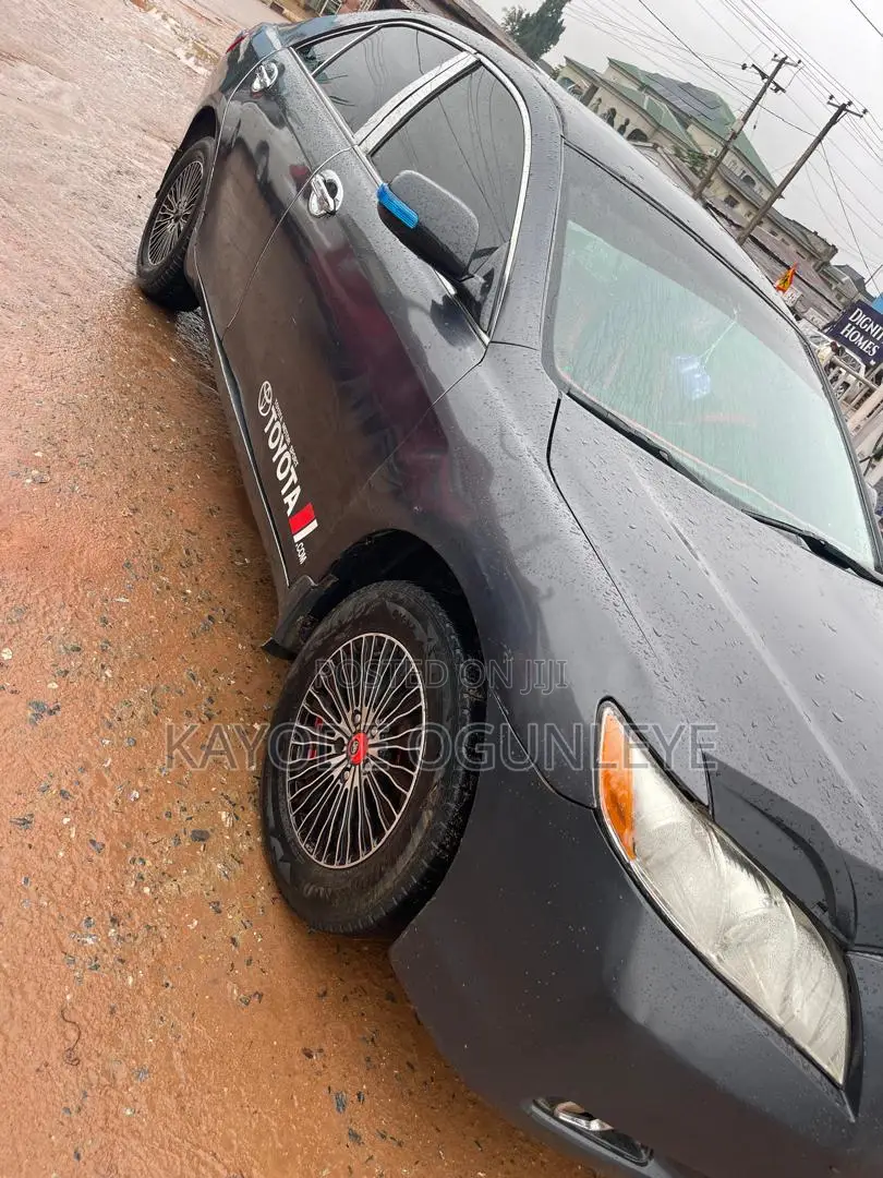 Toyota Camry 2008 Gray