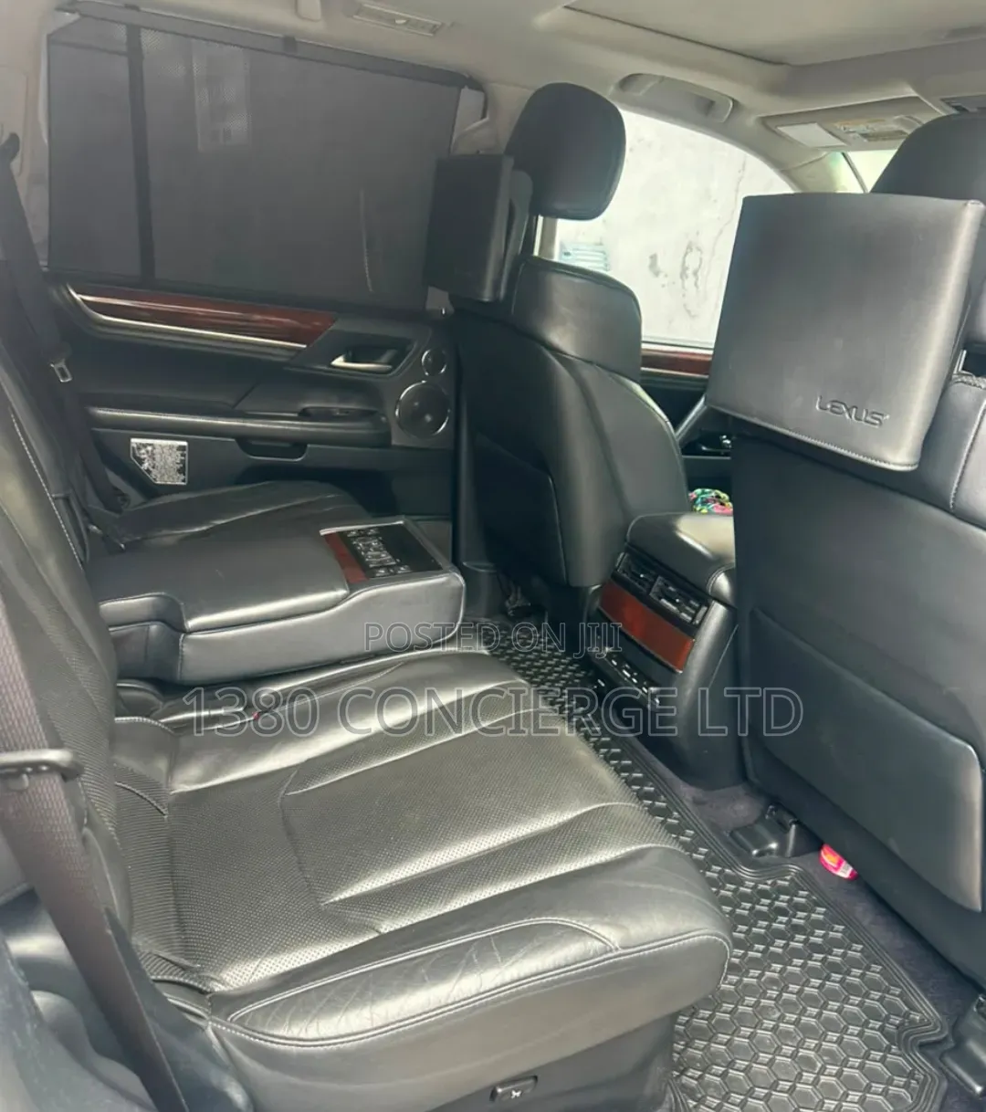 Lexus LX 2018 White