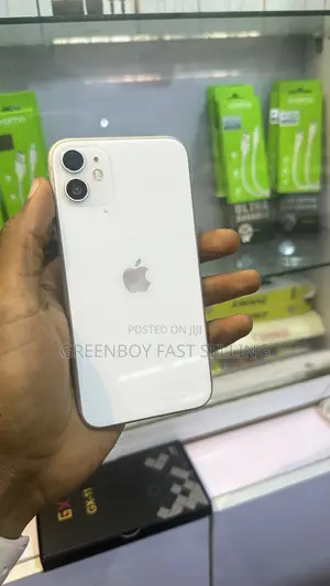 Apple iPhone 11 64 GB White