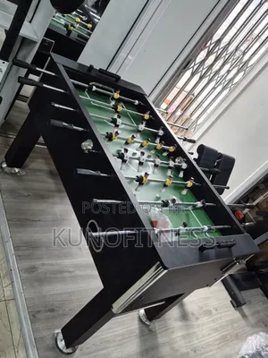 Premium 5ft Foosball Table – Chrome Rods, Scorers