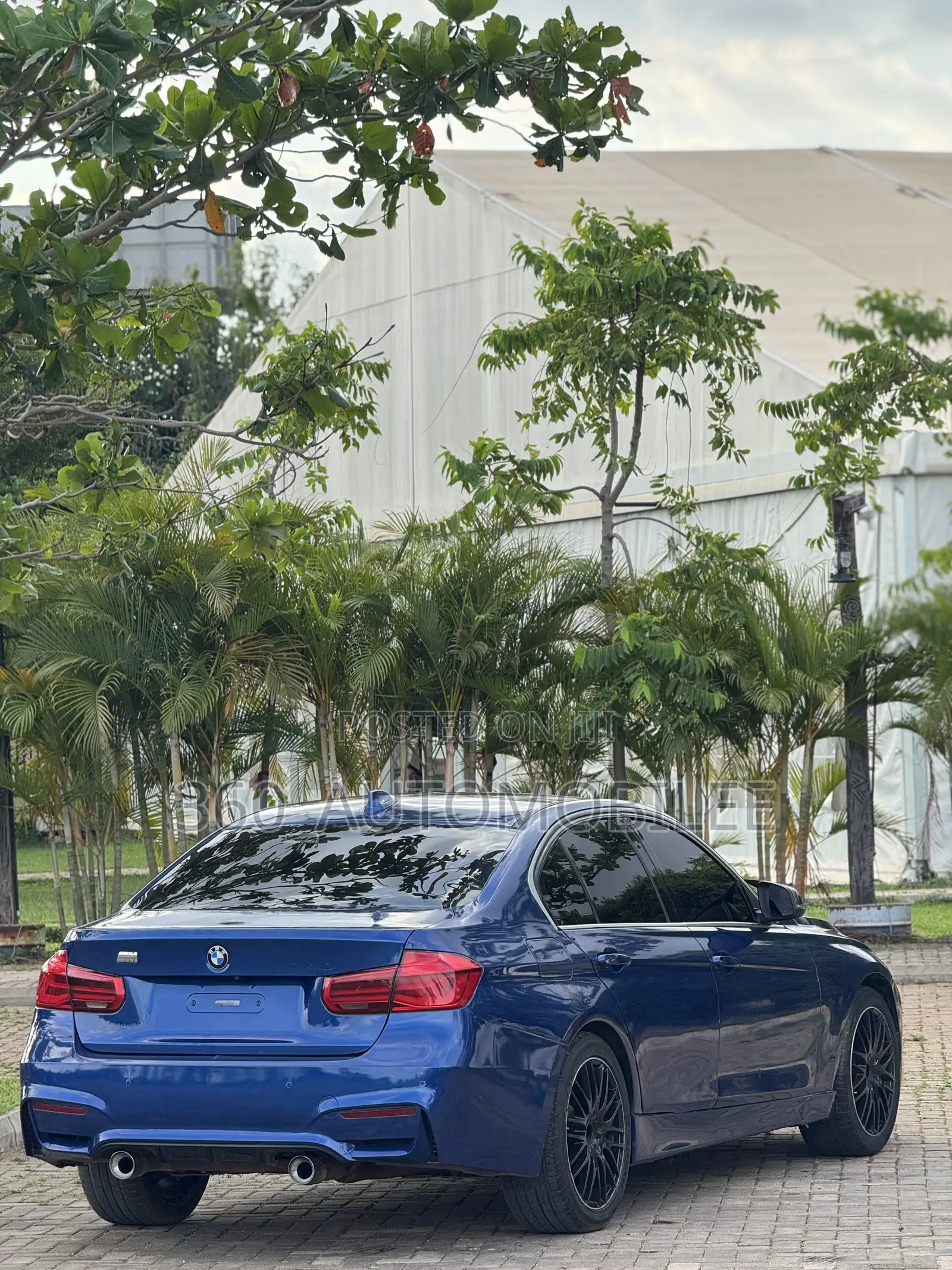 BMW 330i 2017 Blue