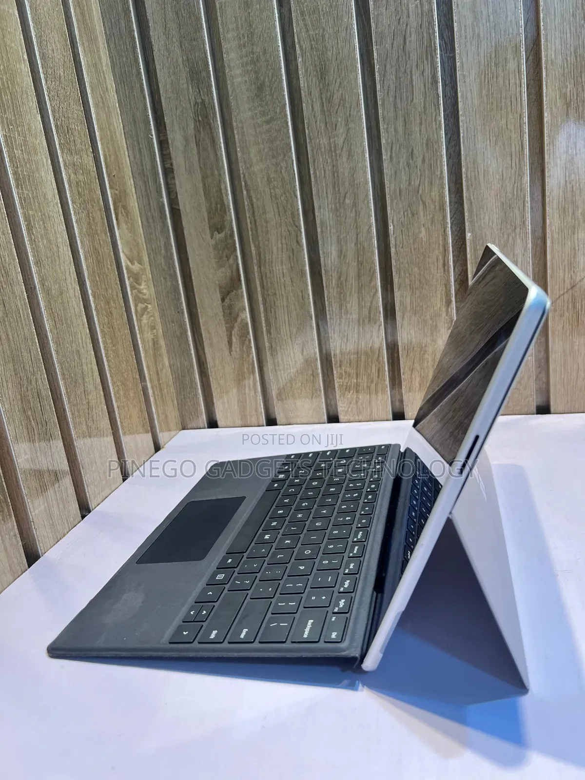Laptop Microsoft Surface Pro 9 16GB Intel Core i5 SSD 512GB