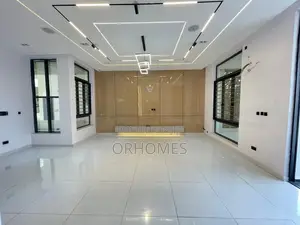 5bdrm Duplex in Ikota for sale