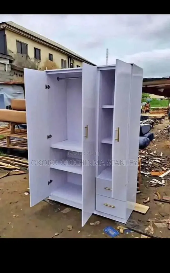 4by6 Wardrobe With Shelves