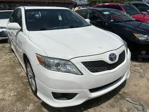 Toyota Camry 2010 White