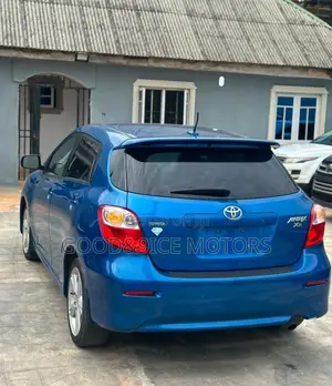 Toyota Matrix 2010 Blue
