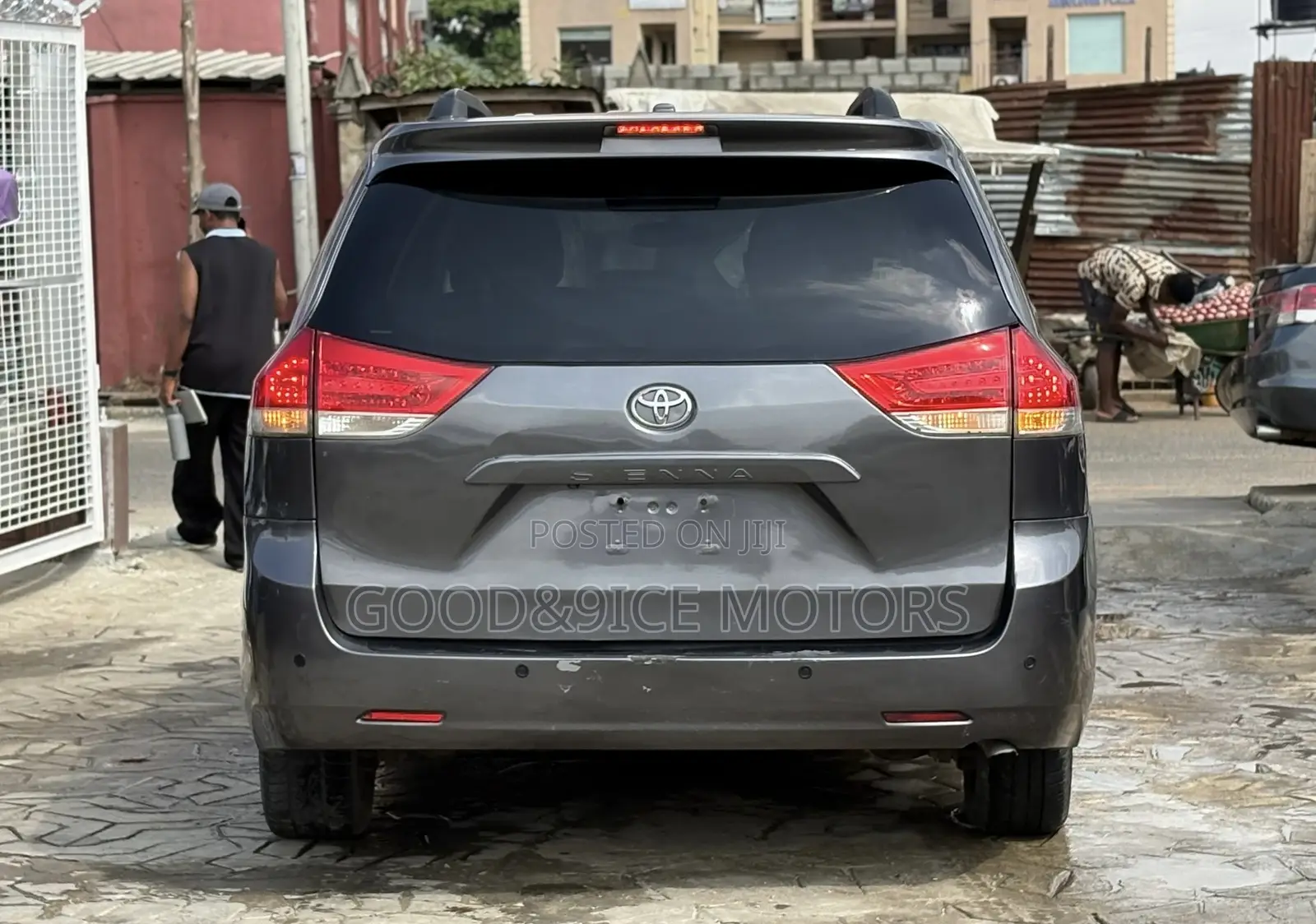 Toyota Sienna 2015 Gray
