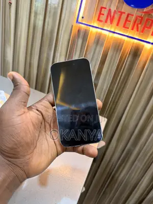 Apple iPhone 16 128 GB Pink