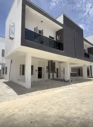 Furnished 2bdrm House in Sangotedo for sale
