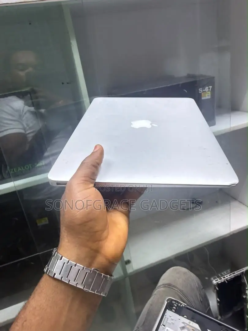 Laptop Apple MacBook Air 2015 8GB Intel Core i5 SSD 128GB