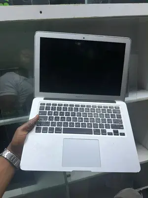 Laptop Apple MacBook Air 2015 8GB Intel Core i5 SSD 128GB