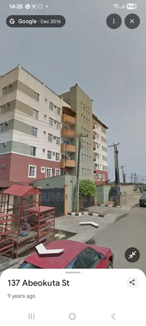 3bdrm Block of Flats in Pearl Estate, Adekunle for rent