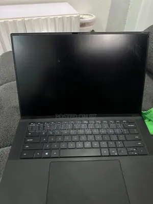 Laptop Dell XPS 15 9500 32GB Intel Core i7 SSD 512GB