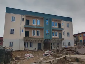 3bdrm Block of Flats in Mile 2, Amuwo-Odofin for sale