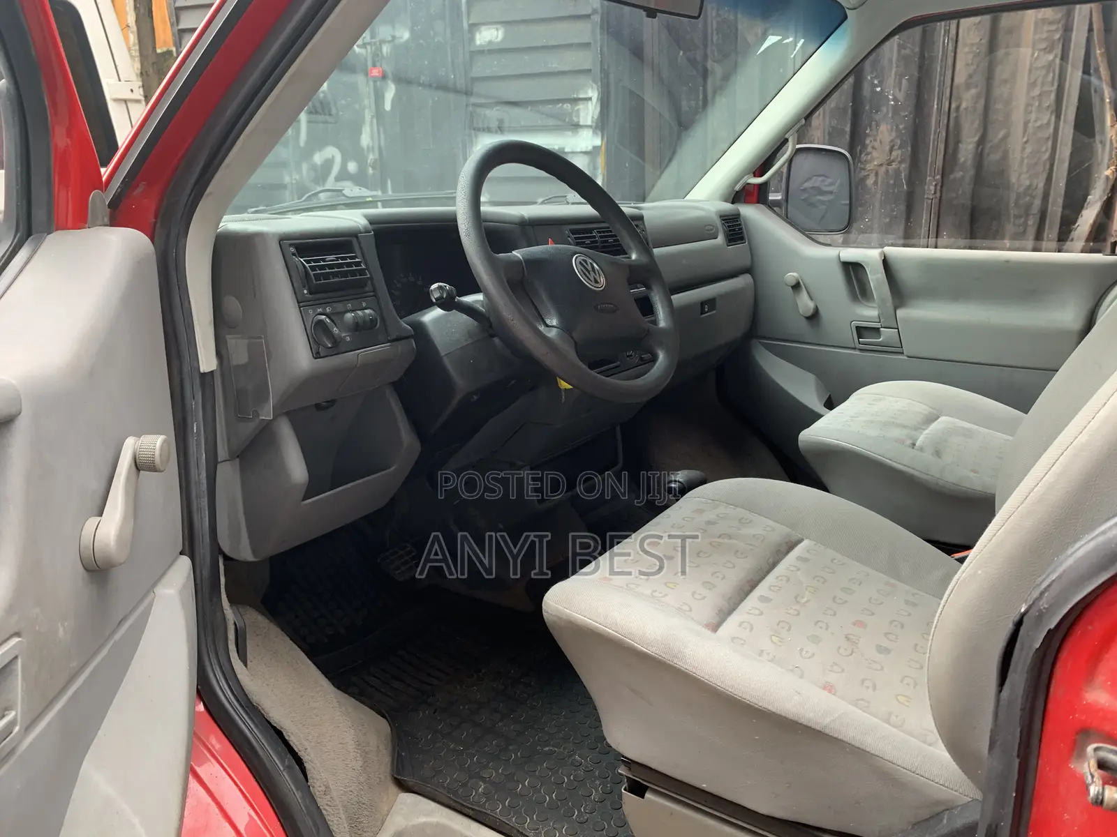 Volkswagen Transporter 2005 Red