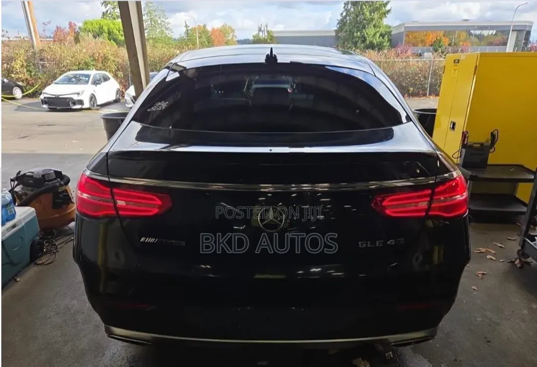Mercedes-Benz GLE-Class 2017 Black