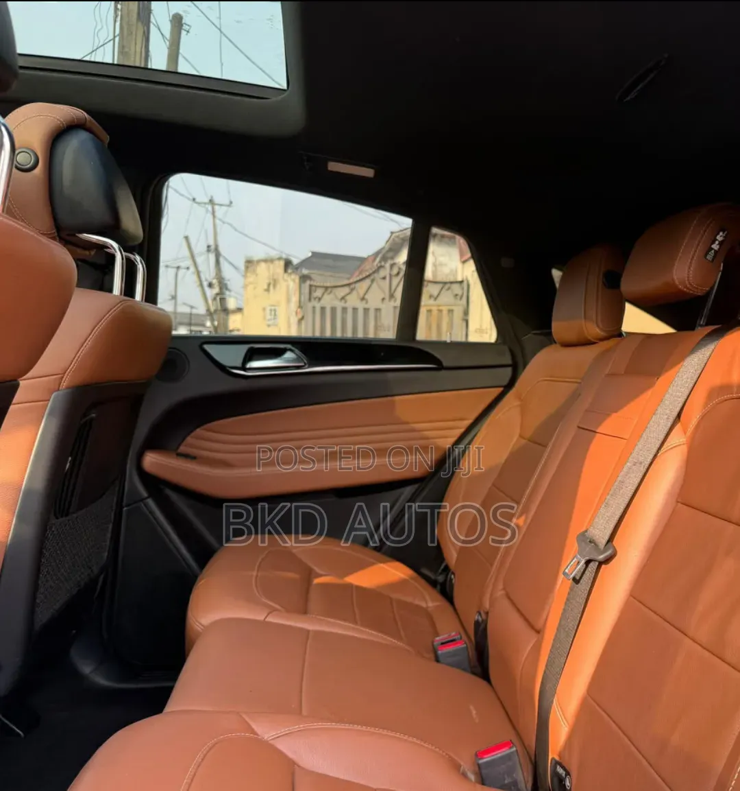 Mercedes-Benz GLE-Class 2017 Black