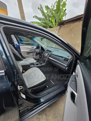 Toyota Camry SE 4dr Sedan (2.5L 4cyl 6A) 2017 Blue
