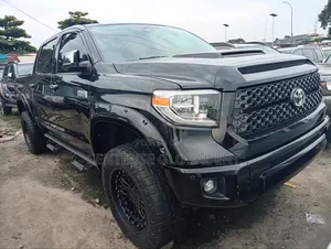 Toyota Tundra 2020 Black