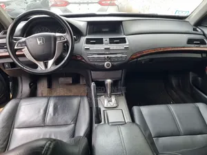 Honda Crosstour 2010 Black