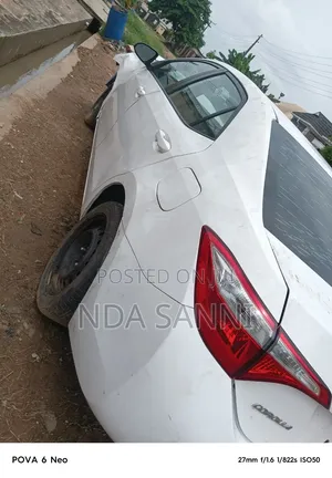 Toyota Corolla 2014 White