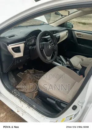 Toyota Corolla 2014 White