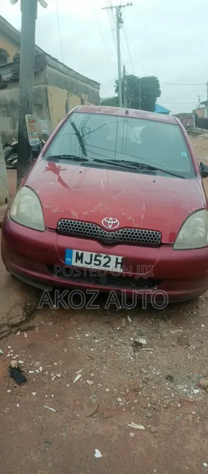 Toyota Yaris 1.4 2002 Red