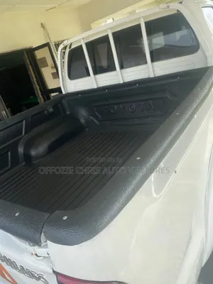 Toyota Hilux 2014 White