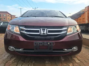 Honda Odyssey Touring Elite Passenger Van (3.5L 6cyl 6A) 2016 Burgundy