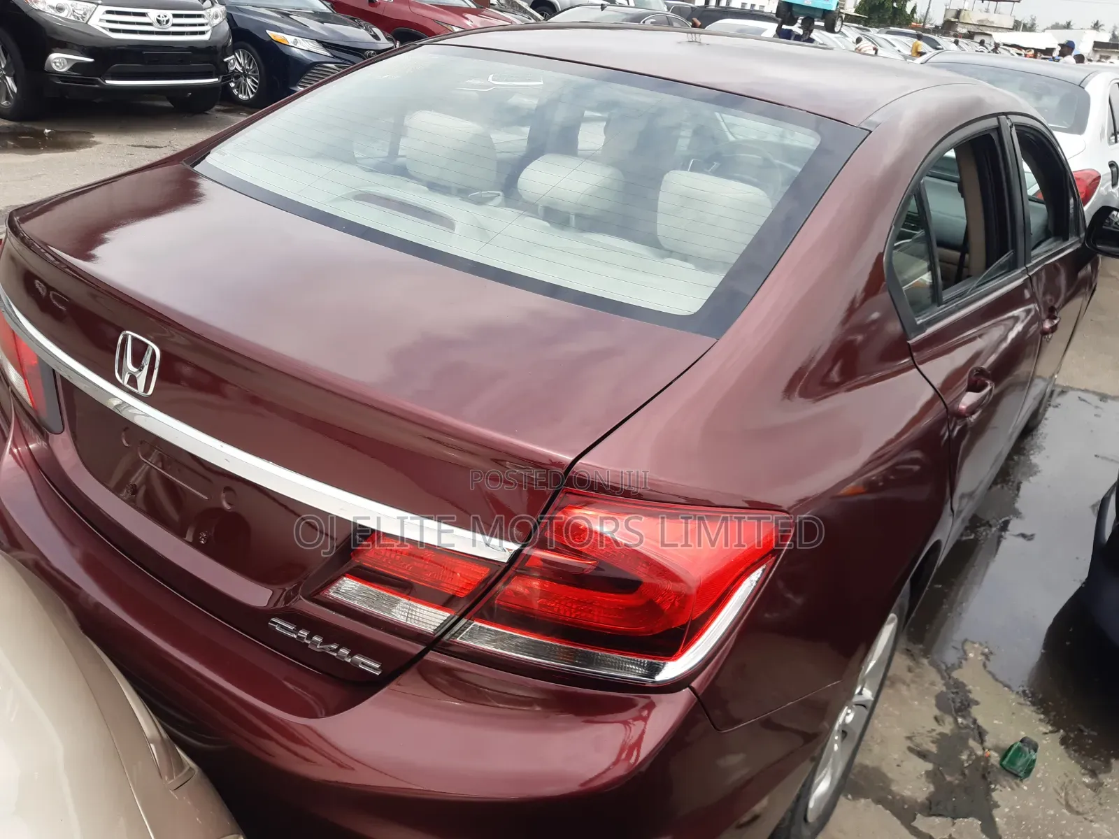 Honda Civic 2012 Red