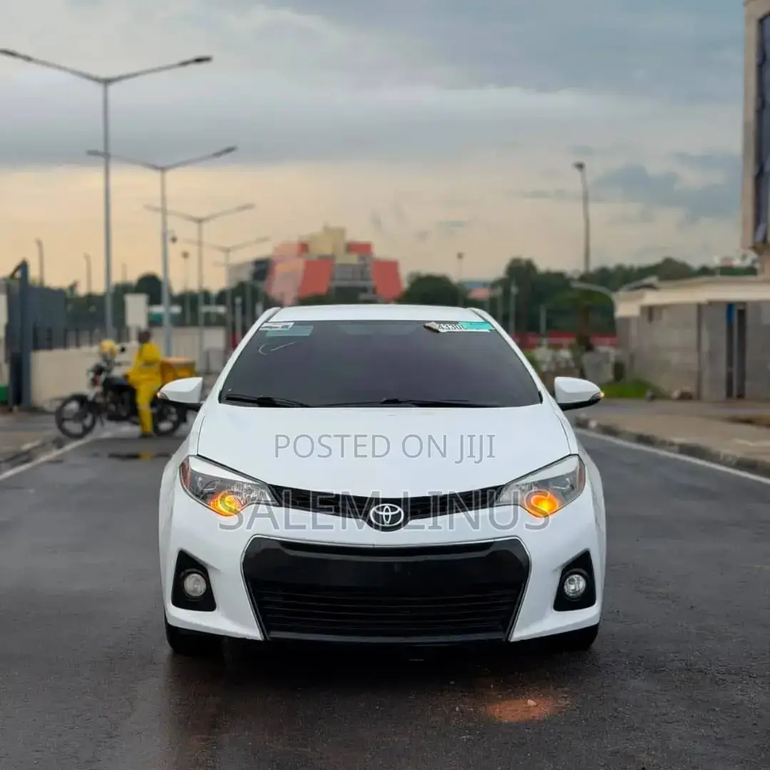 Toyota Corolla 2016 White