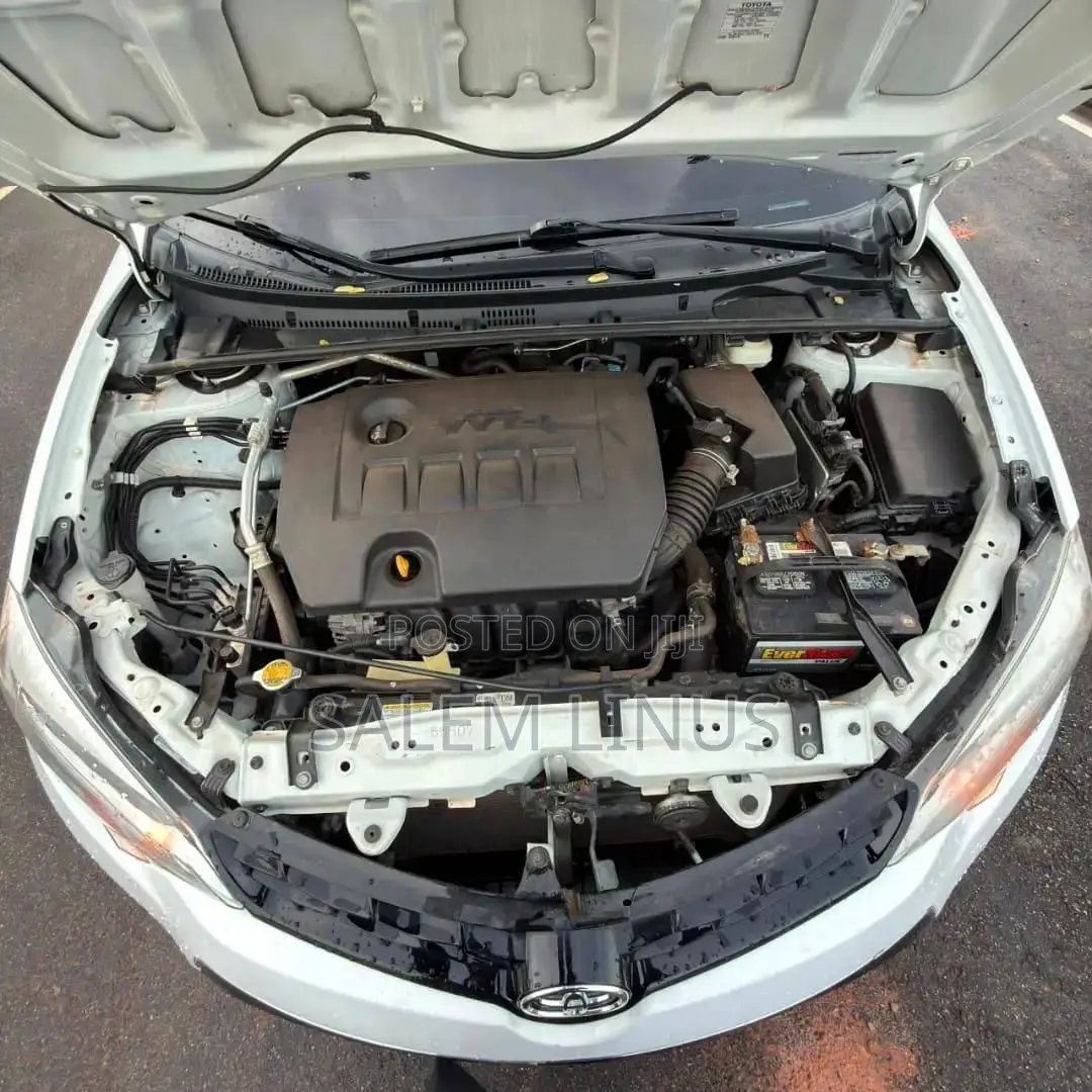 Toyota Corolla 2016 White