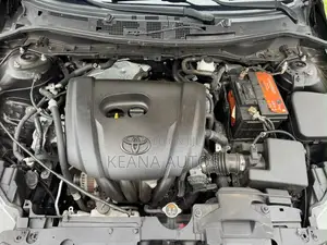 Toyota Highlander LE 2021 Black