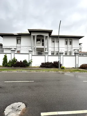 5bdrm Duplex in Nill, Maitama for sale