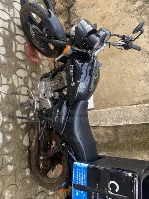 Max-S Max-S 200 2025 Black