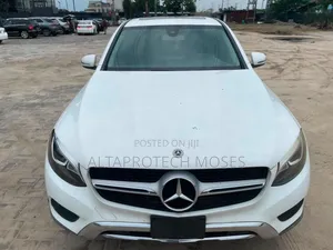 Mercedes-Benz GLC-Class 2017 White