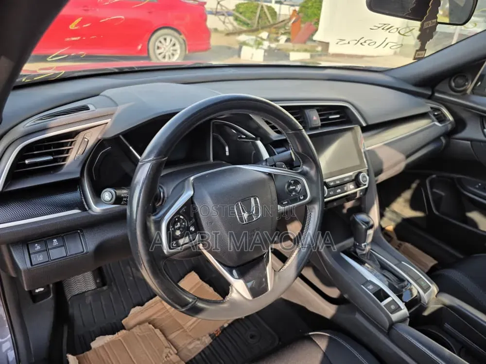 Honda Civic 2022 Gray