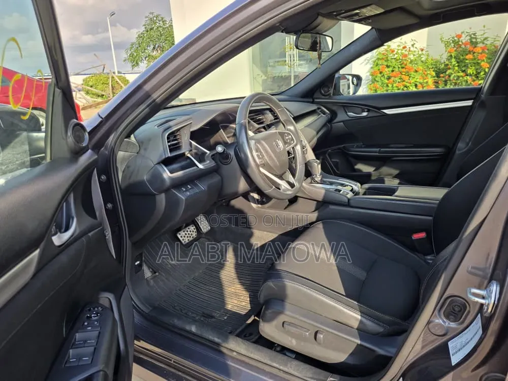 Honda Civic 2022 Gray