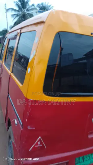 Daihatsu Hijet 2005 Red