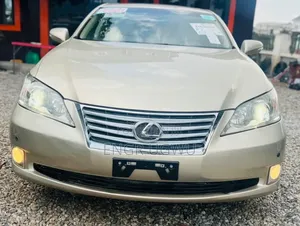 Lexus ES 350 2011 Gold
