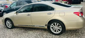 Lexus ES 350 2011 Gold