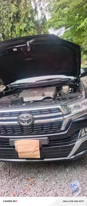 Toyota Land Cruiser 4.5 V8 GXR 2021 Black