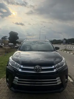 Toyota Highlander Limited Platinum 4x4 V6 (3.5L 6cyl 8A) 2017 Black